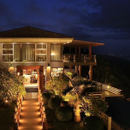 The Oriental Luxury Suites Alfonso Zewnętrze zdjęcie